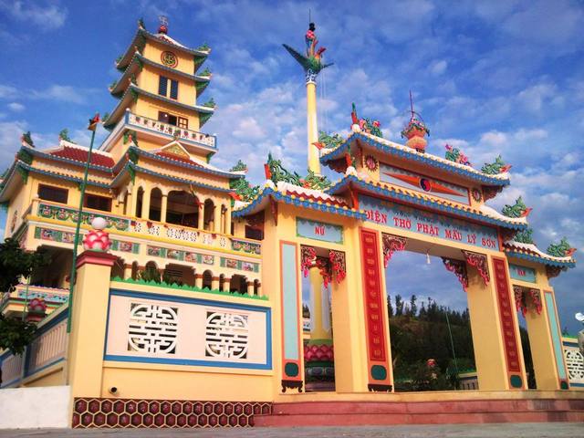 Đền thờ Phật Mẫu Lý Sơn