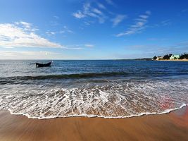 Bãi biển Cửa Tùng