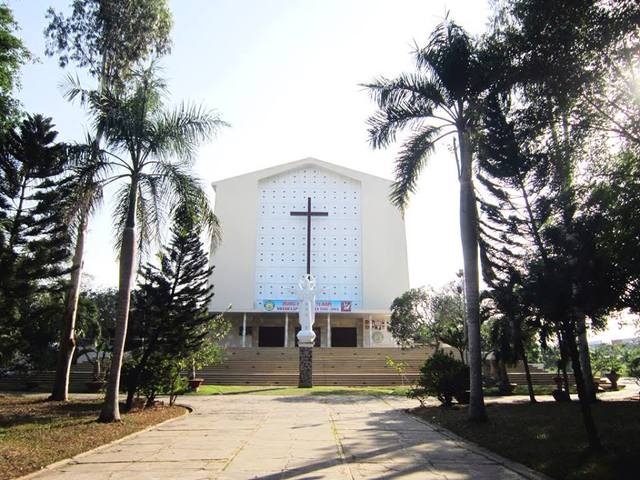 Nhà thờ chánh tòa Vĩnh Long 