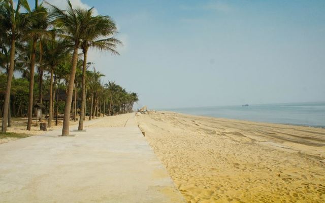 Bãi biển Bảo Ninh 