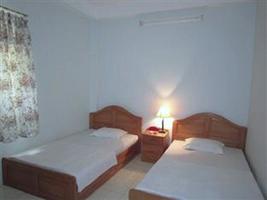 Palace 2 Hotel