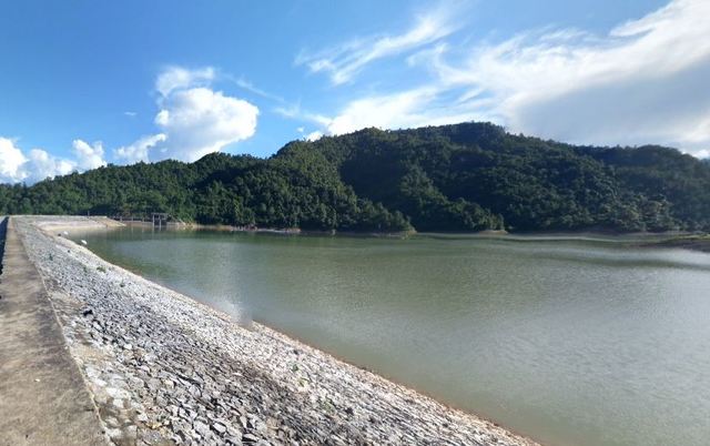 Hồ Pe Luông