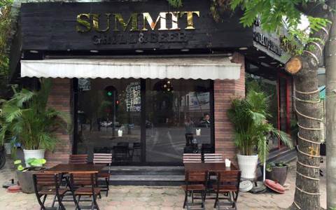 Summit Coffee & Lounge