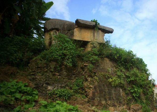 Di tích pháo đài Đồng Đăng