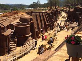 Tour đường hầm điêu khắc Đà...