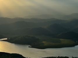 Tour trekking khám phá cảnh...