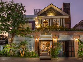 Cambana Residence