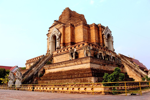 Chùa Wat Chedi Luang 