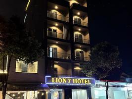 LION 7 HOTEL