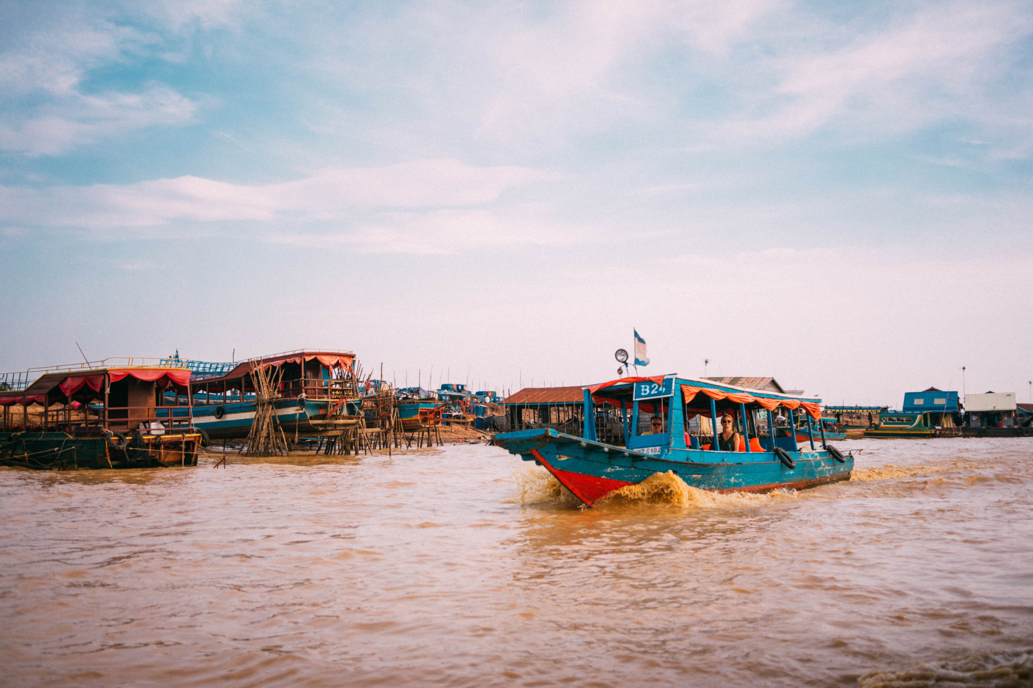 Du lịch Siem Reap tự túc_Tonle Sap_triphunter_
